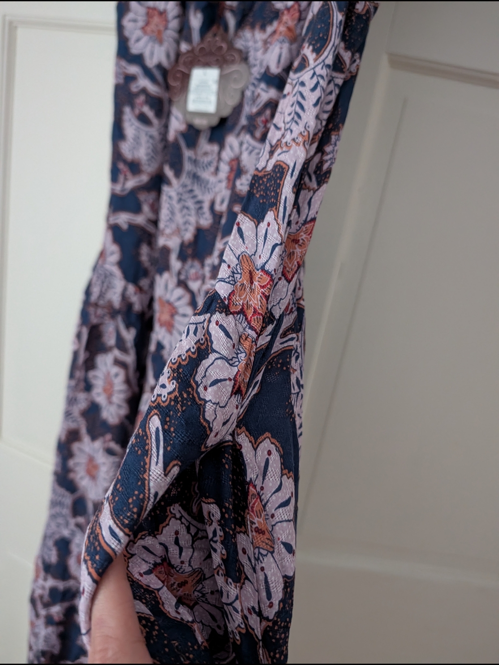 Knox Rose Navy Maxi w Pink Floral Accents NWOT - Picture 5 of 7